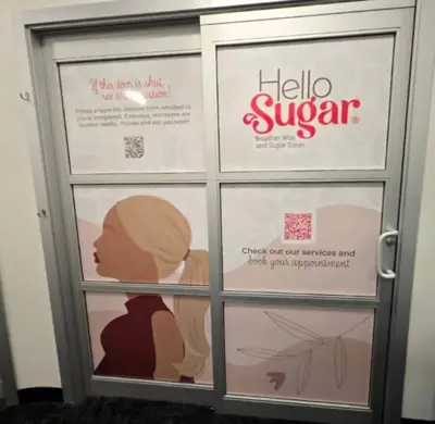 Custom Window Graphics Photo